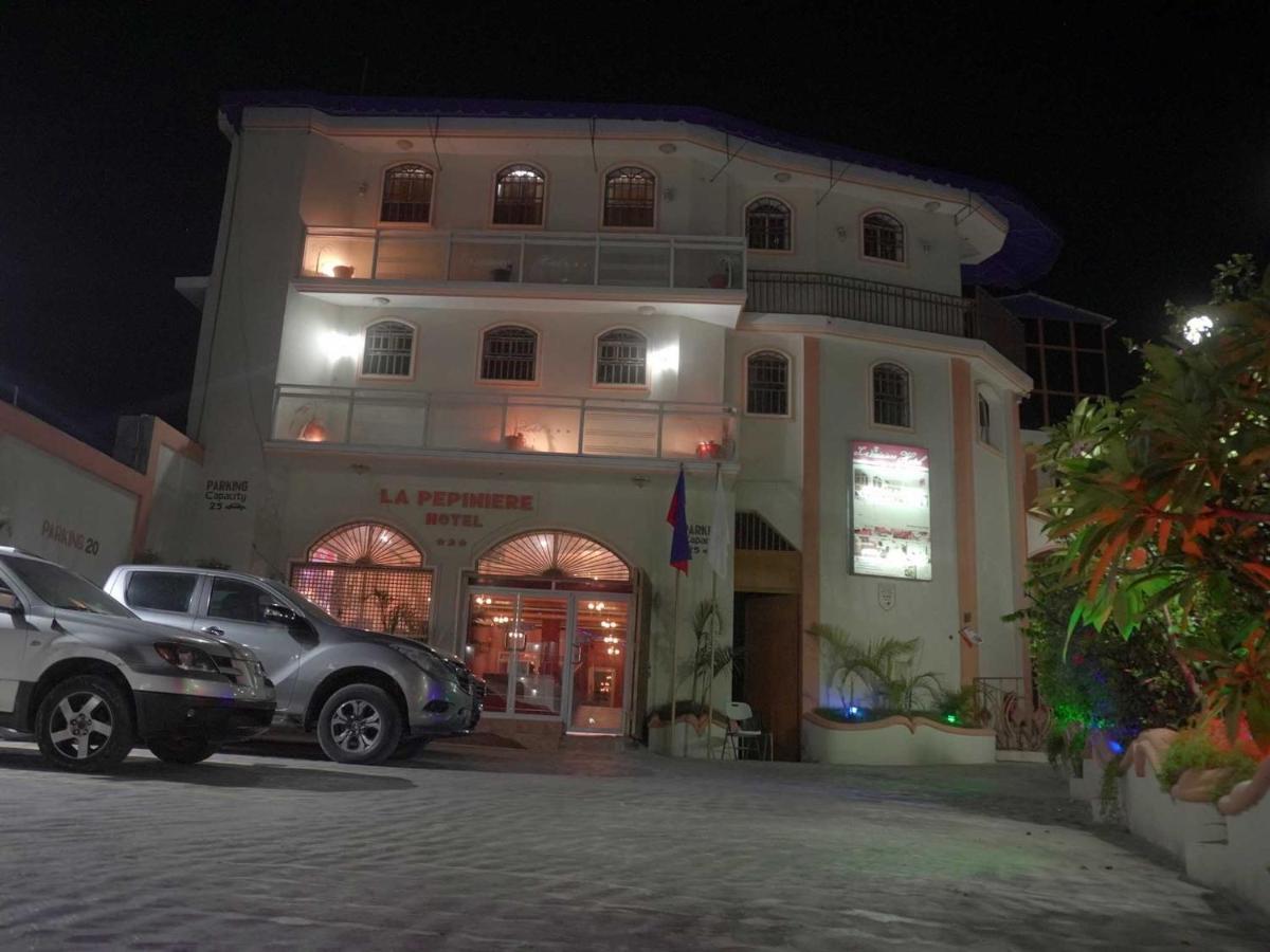 La Pepiniere Hotel Pétionville Exterior foto